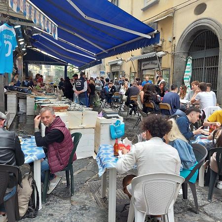 Mini Appartamento Al Chiostro Napels Buitenkant foto