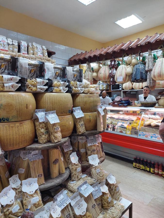 Mini Appartamento Al Chiostro Napels Buitenkant foto