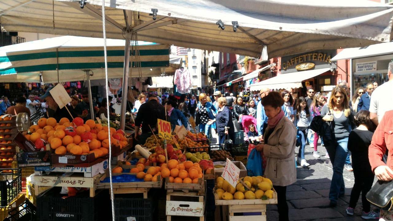 Mini Appartamento Al Chiostro Napels Buitenkant foto
